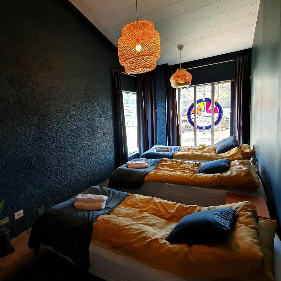 The Bank Sleeping Guesthouse Neskaupstaður Extérieur photo